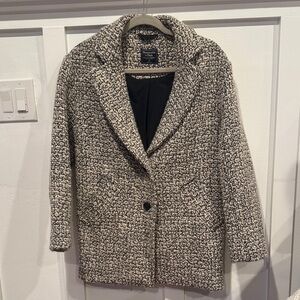 Abercrombie & Fitch Black and Cream Textured Jacket